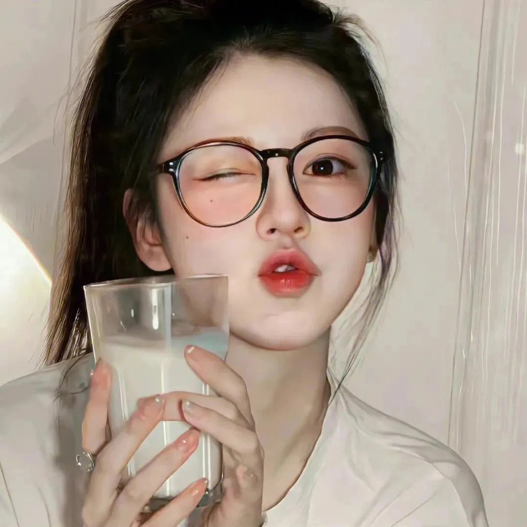 绿杨移作两家春